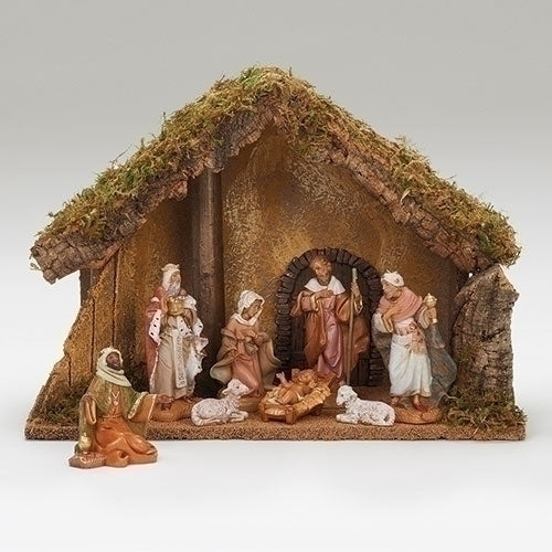 5" SCALE 8 FIGURE NATIVITY